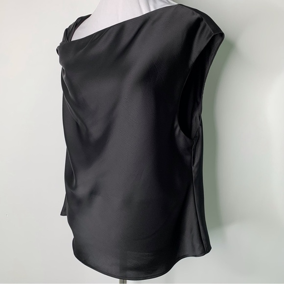 WAYF Women's Cowl Neck Black Sleeveless Asymmetrical Top Size XL - Picture 3 of 14